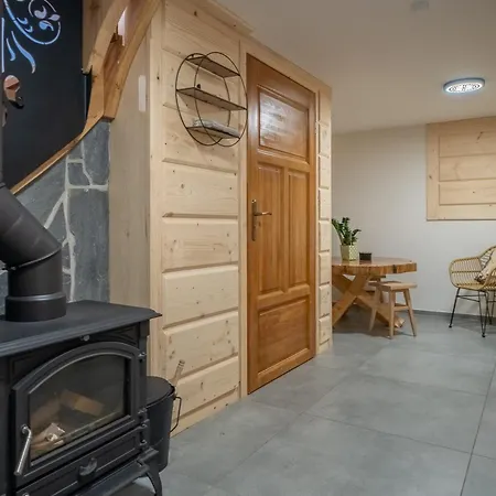 Tatil Evi Niedzwiedz Nad Chocholowska *