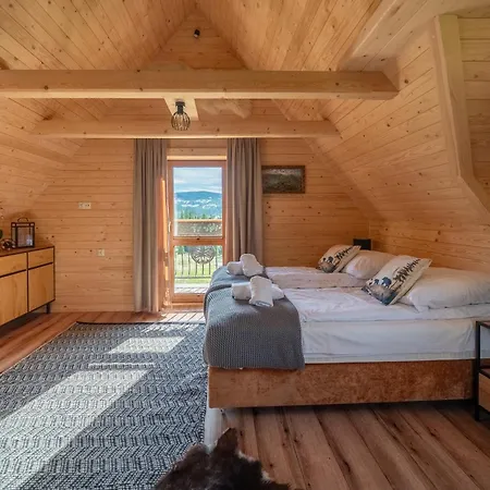 Niedzwiedz Nad Chocholowska 別荘 Witów